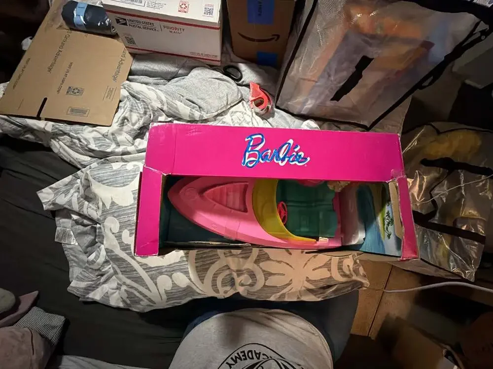 Barbie speedboat playset